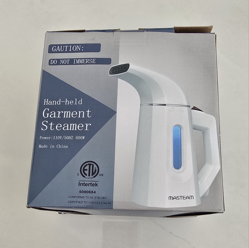 NWT Masteam Hand-Held Garment Steamer - White - OS